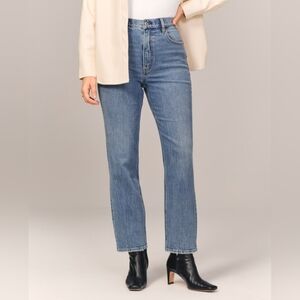 Curve Love Ultra High Rise 90s Straight Jean
